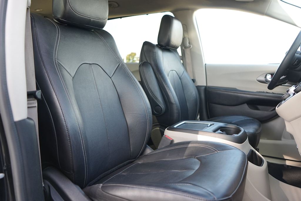 Thumbnail: 2022 Chrysler Pacifica - 11