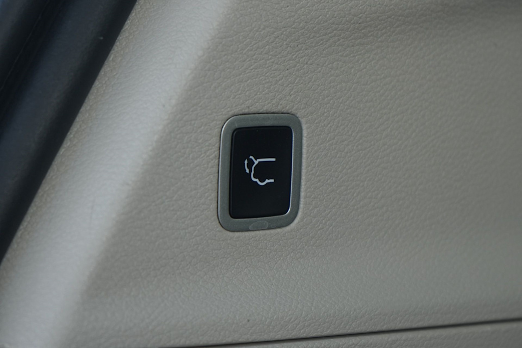 Thumbnail: 2022 Chrysler Pacifica - 18