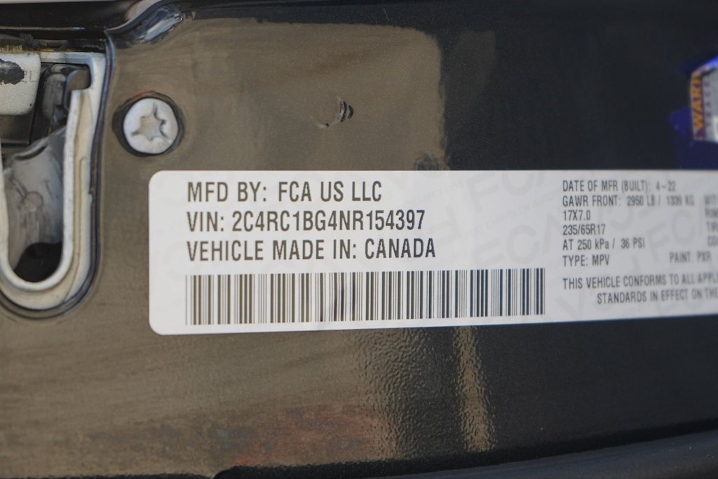 Thumbnail: 2022 Chrysler Pacifica - 30