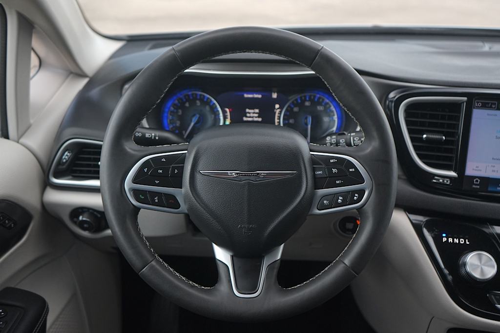 Thumbnail: 2024 Chrysler Pacifica - 14