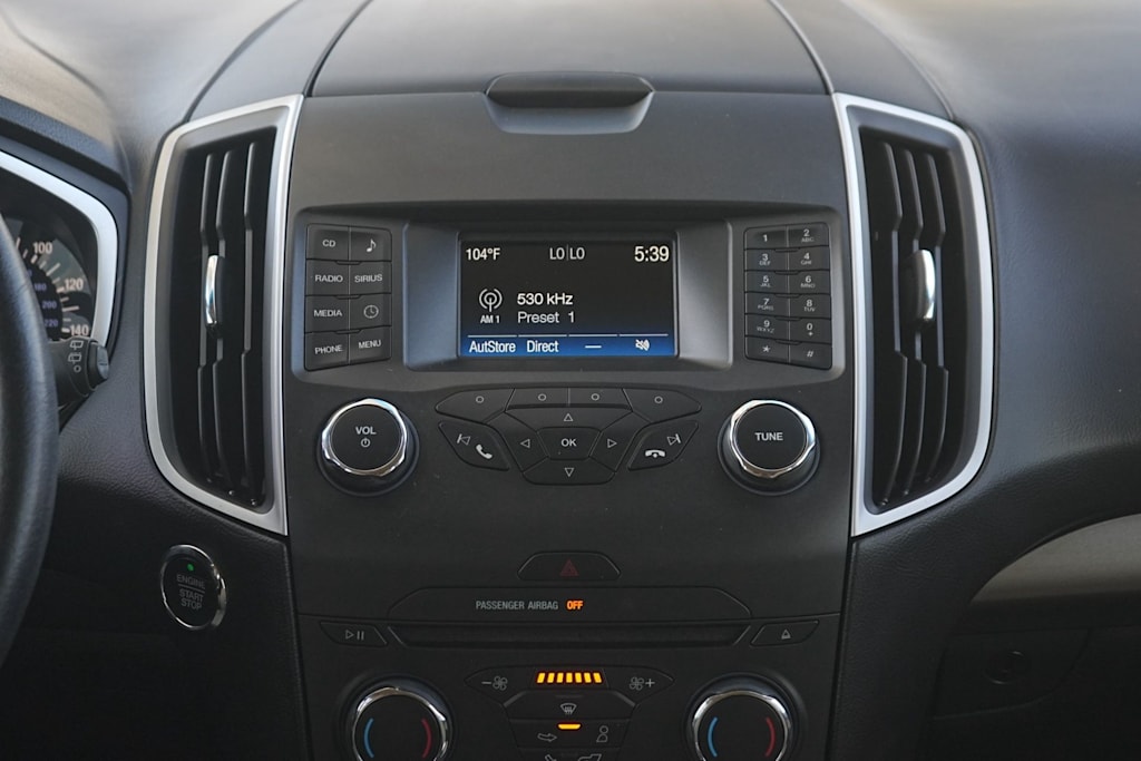 Thumbnail: 2017 Ford Edge - 15