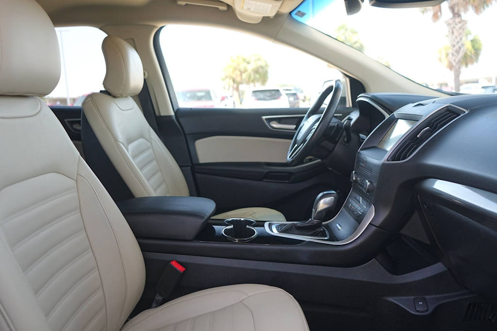 Thumbnail: 2018 Ford Edge - 12
