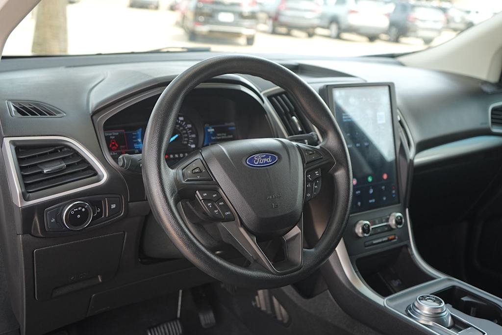 Thumbnail: 2023 Ford Edge - 2