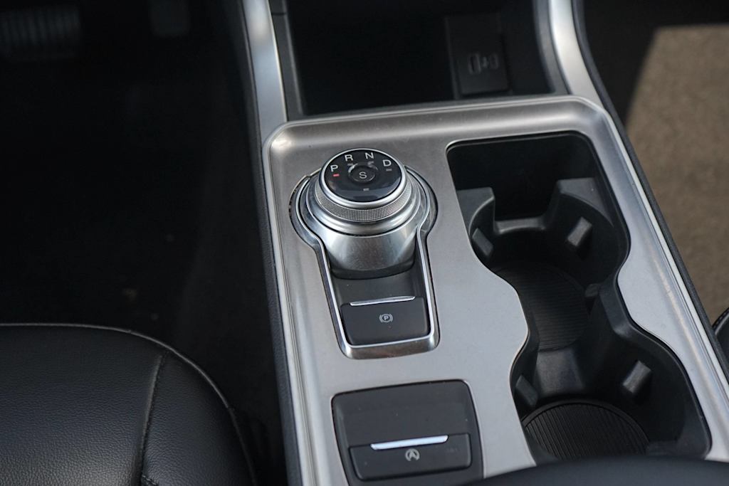 Thumbnail: 2024 Ford Edge - 16