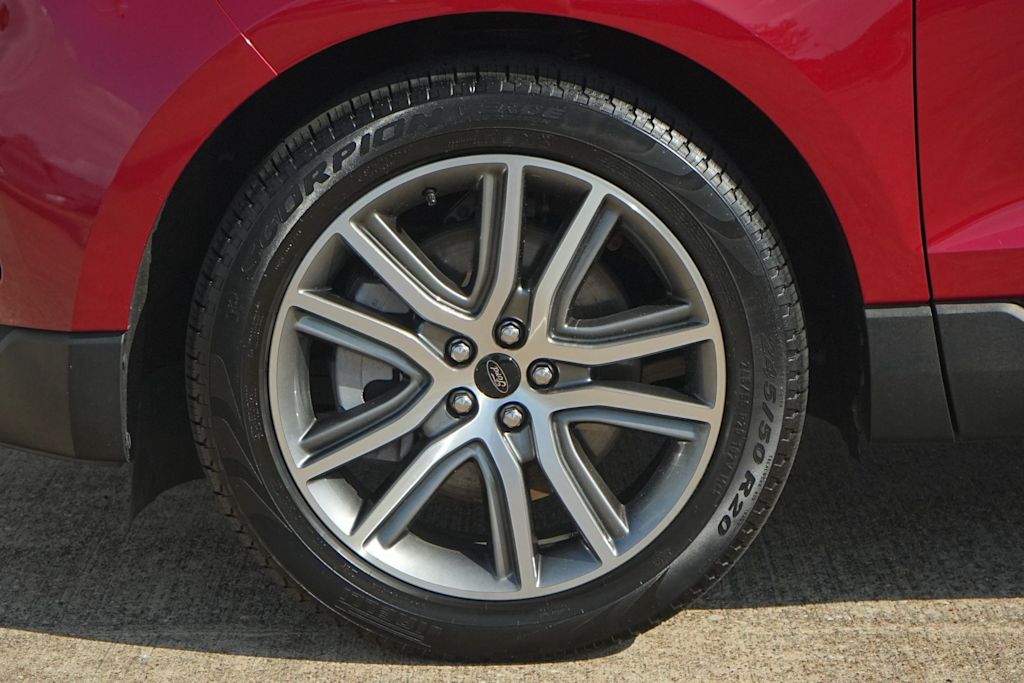 Thumbnail: 2023 Ford Edge - 7