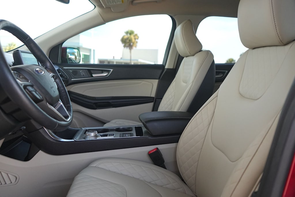 Thumbnail: 2023 Ford Edge - 10