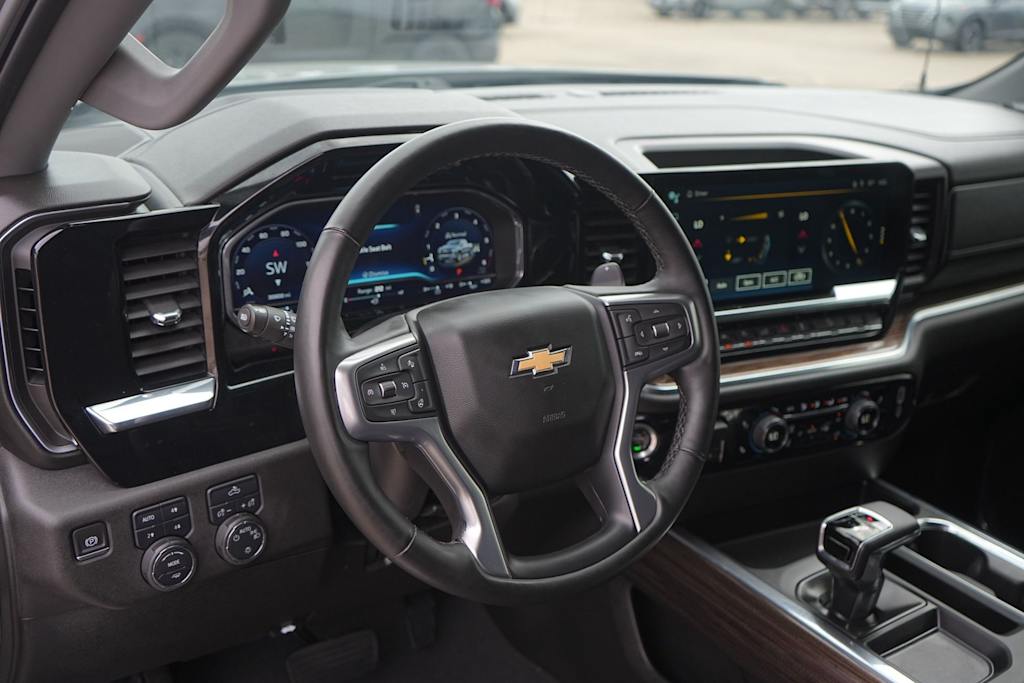 Thumbnail: 2024 Chevrolet Silverado 1500 - 2