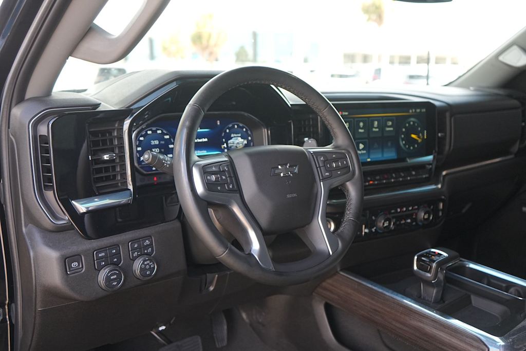 Thumbnail: 2024 Chevrolet Silverado 1500 - 2
