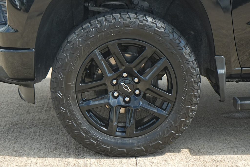 Thumbnail: 2024 Chevrolet Silverado 1500 - 8
