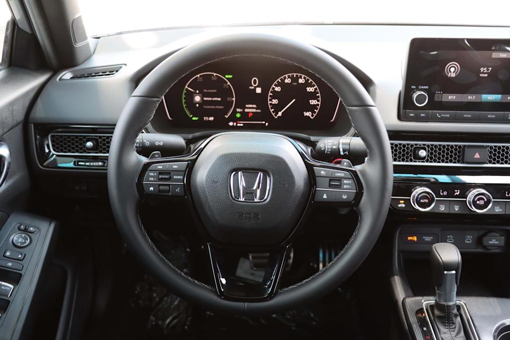 Thumbnail: 2025 Honda Civic - 13