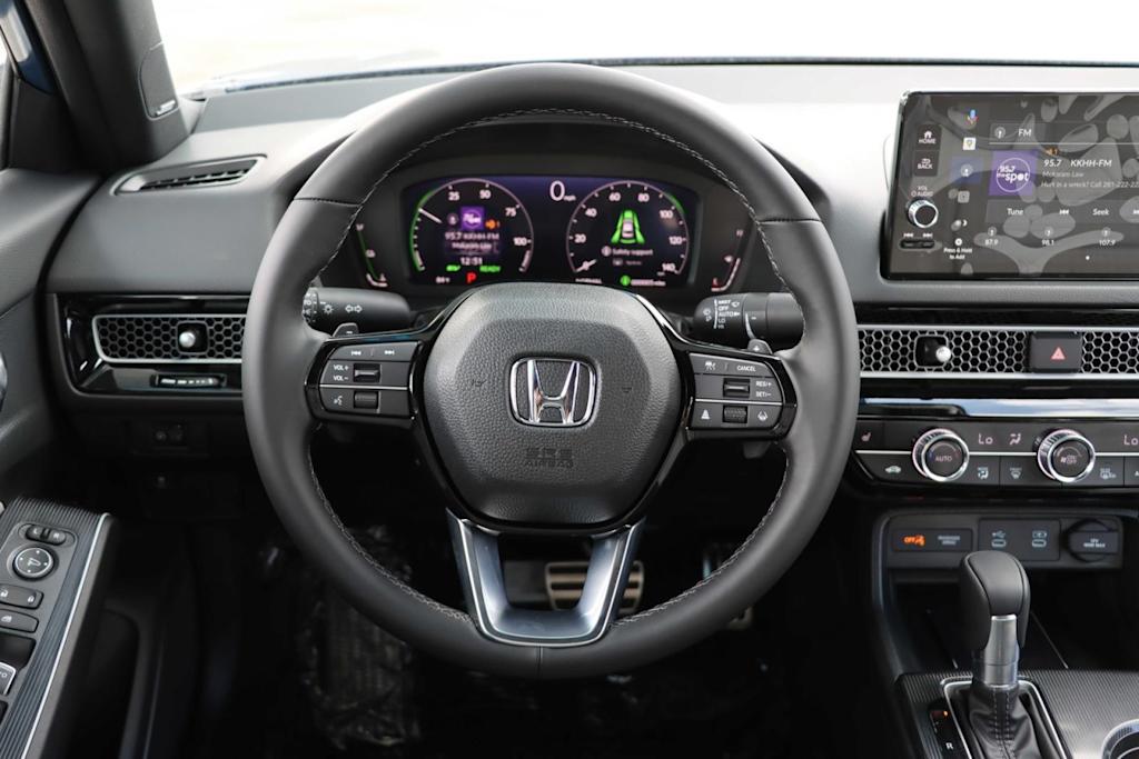 2025 Honda Civic Sport Touring 12
