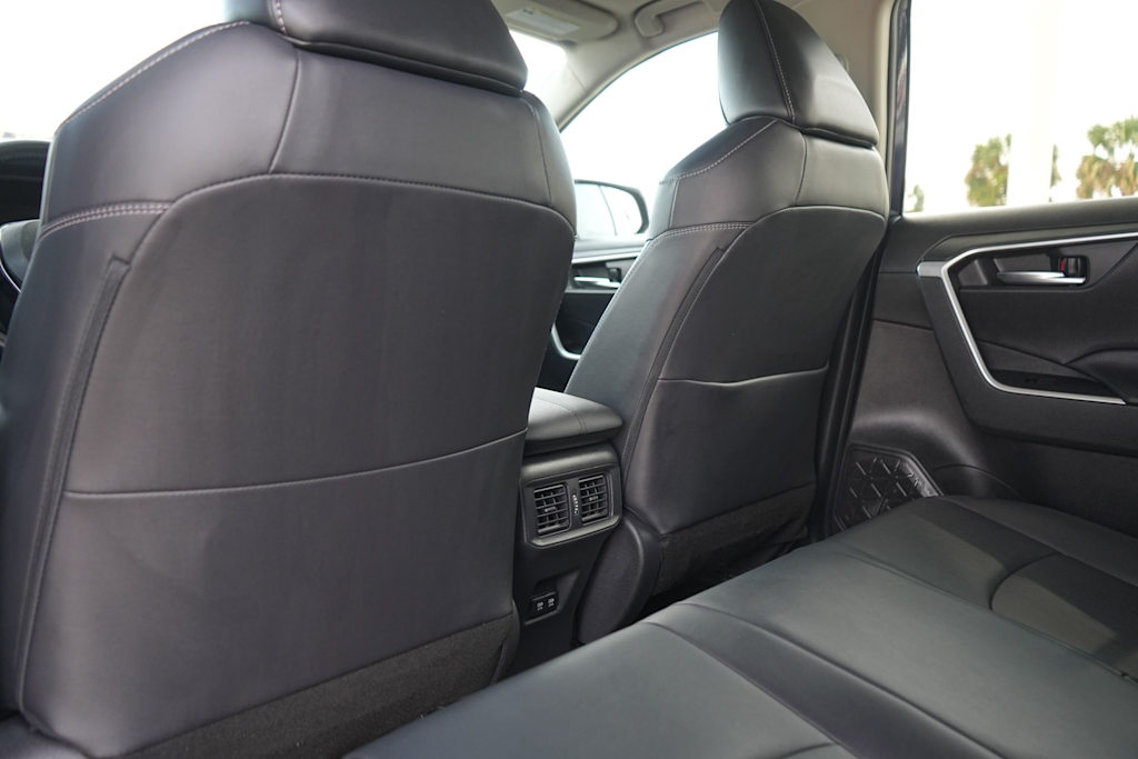 Thumbnail: 2020 Toyota RAV4 - 13