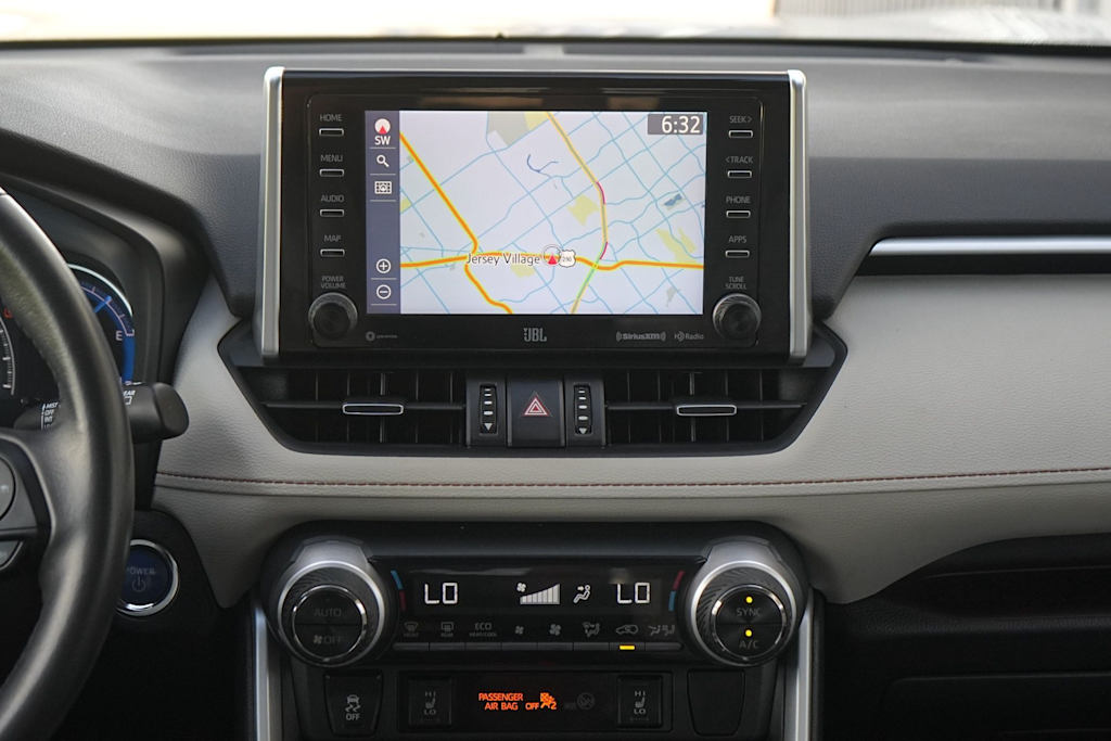 Thumbnail: 2020 Toyota RAV4 - 15