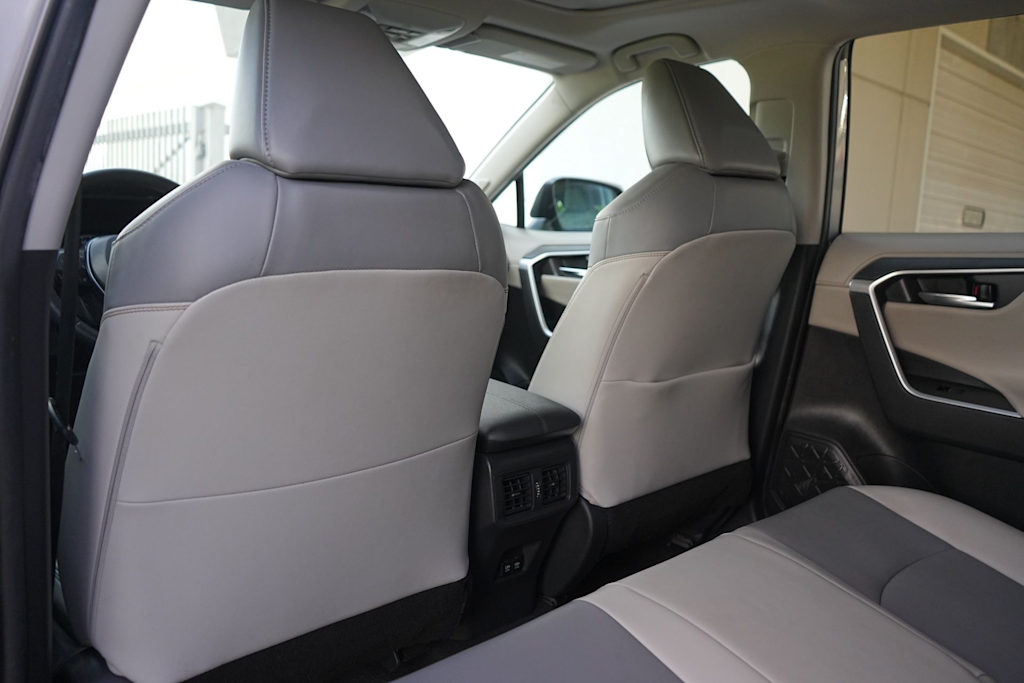 Thumbnail: 2020 Toyota RAV4 - 13