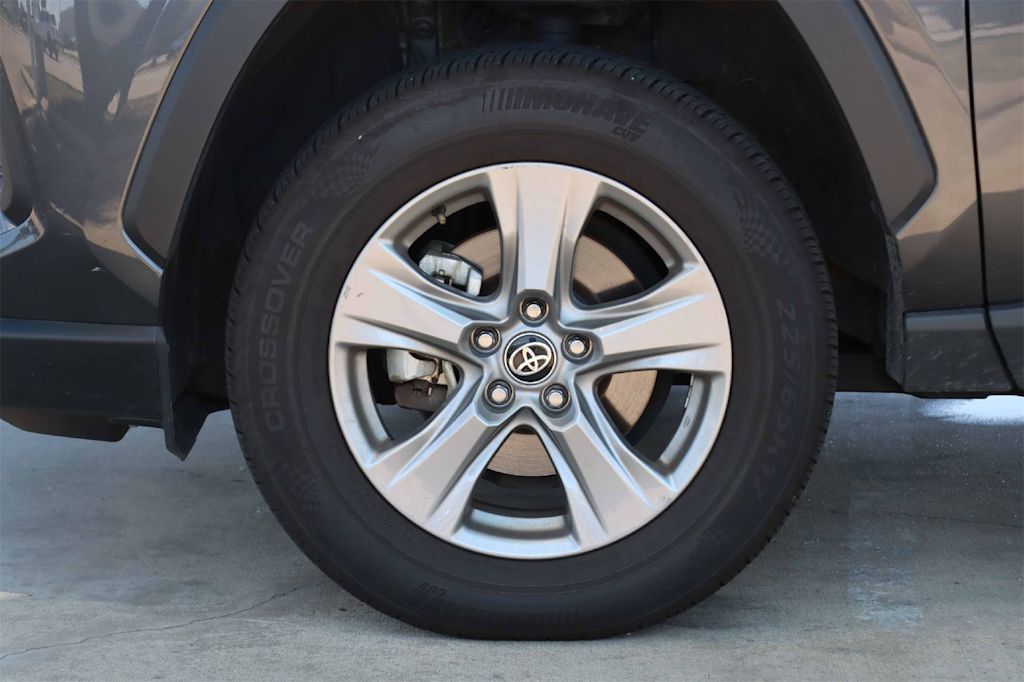 Thumbnail: 2024 Toyota RAV4 - 7