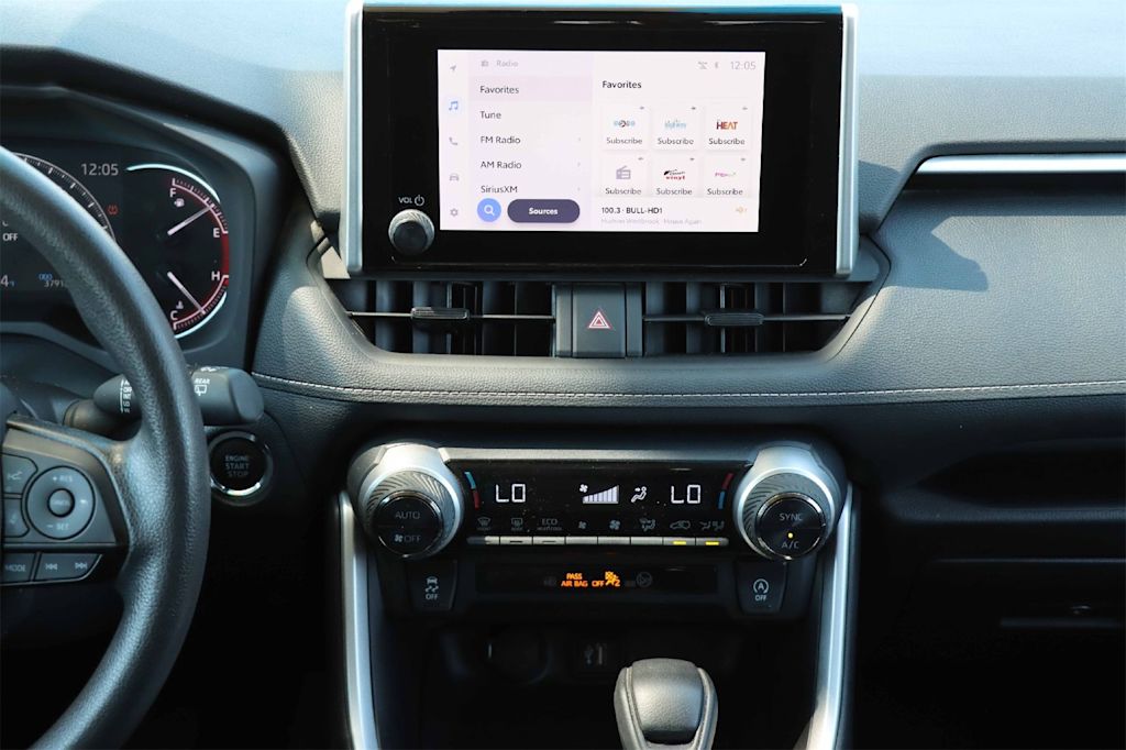 Thumbnail: 2024 Toyota RAV4 - 14