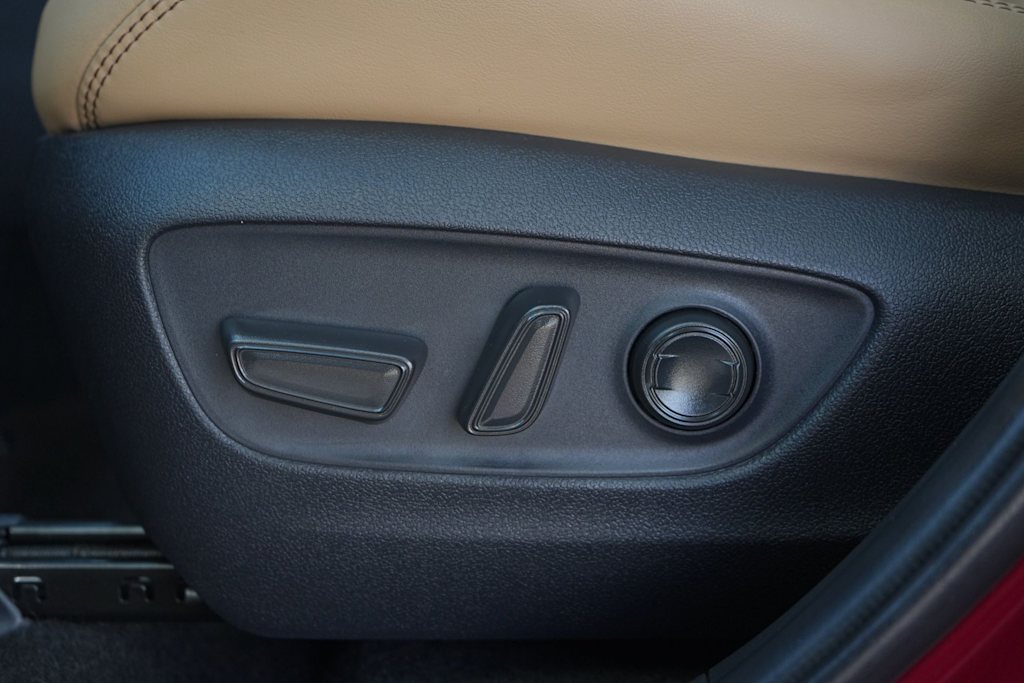 Thumbnail: 2024 Toyota RAV4 - 21