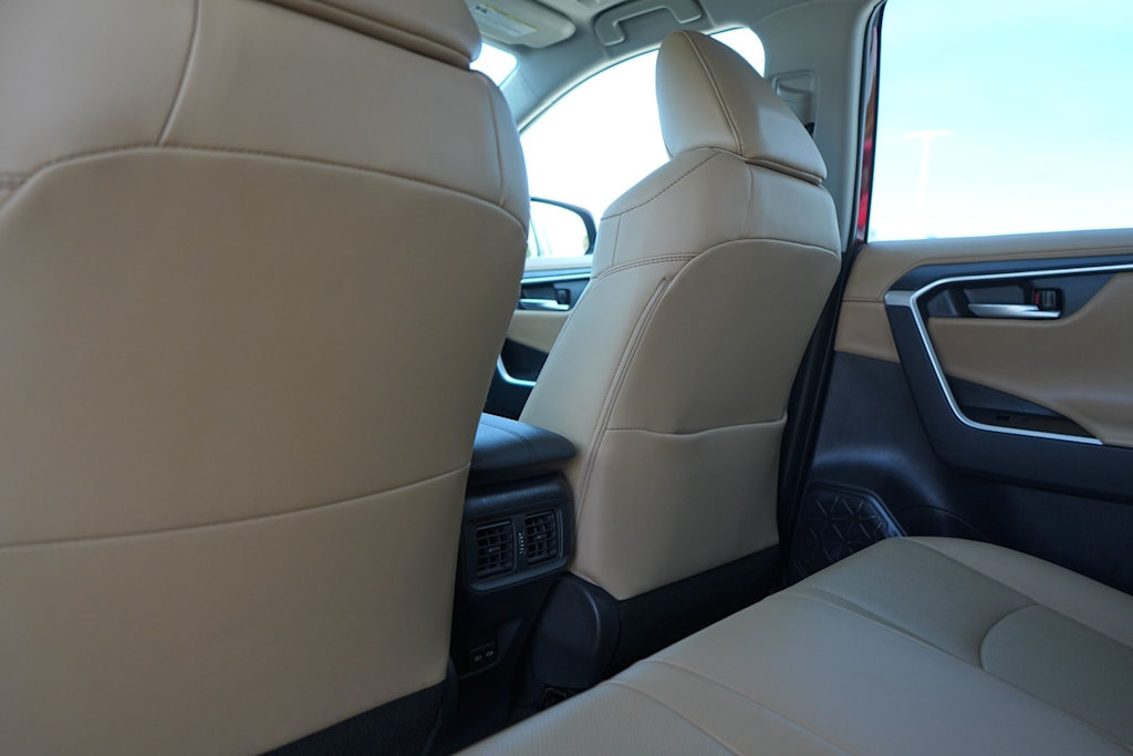 Thumbnail: 2024 Toyota RAV4 - 13