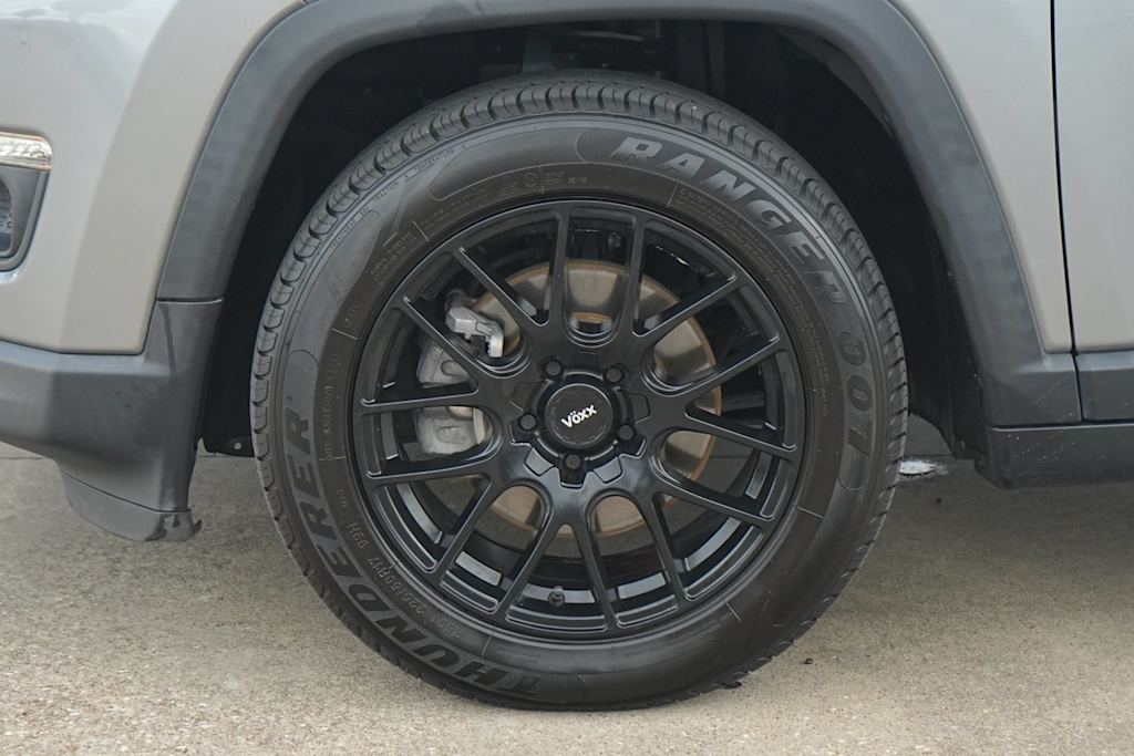 Thumbnail: 2021 Jeep Compass - 8