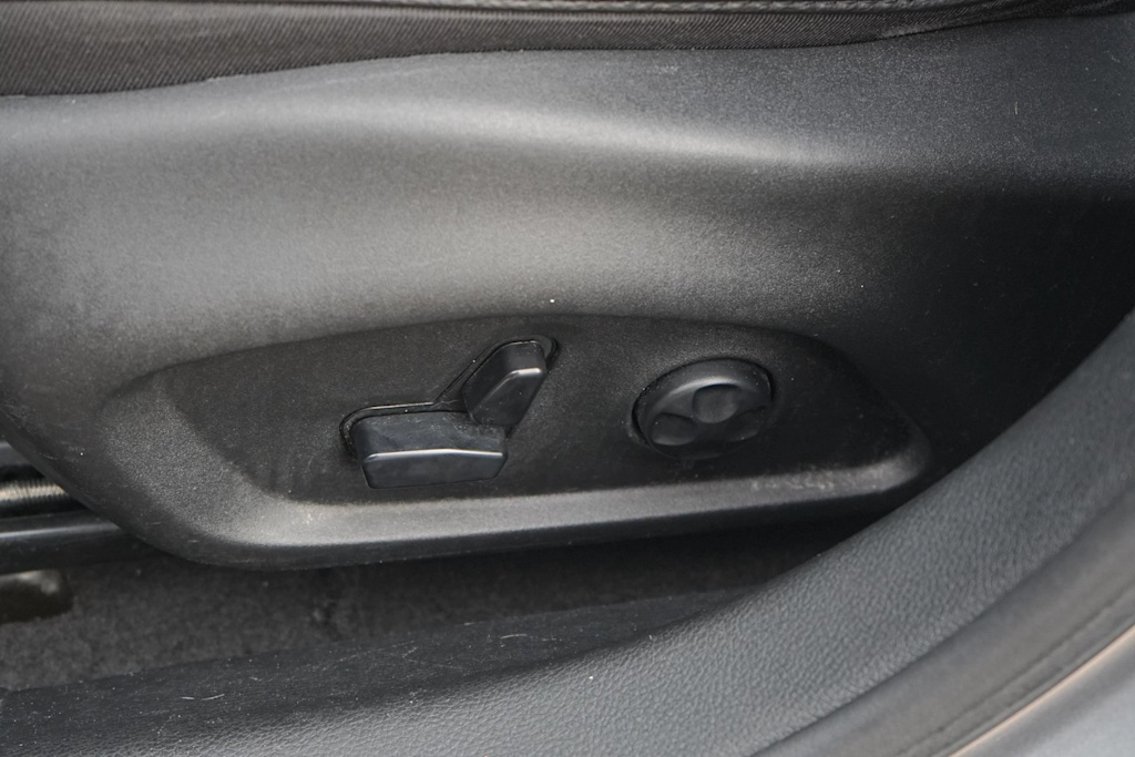 Thumbnail: 2021 Jeep Compass - 21