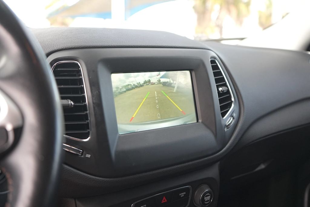 Thumbnail: 2021 Jeep Compass - 27