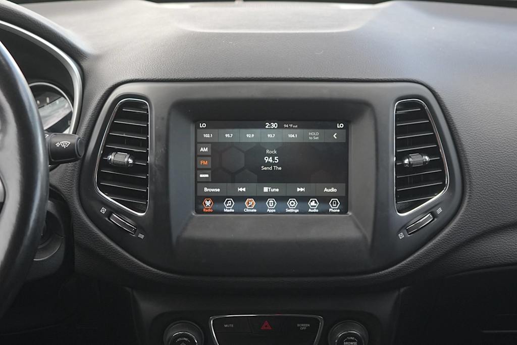Thumbnail: 2021 Jeep Compass - 15