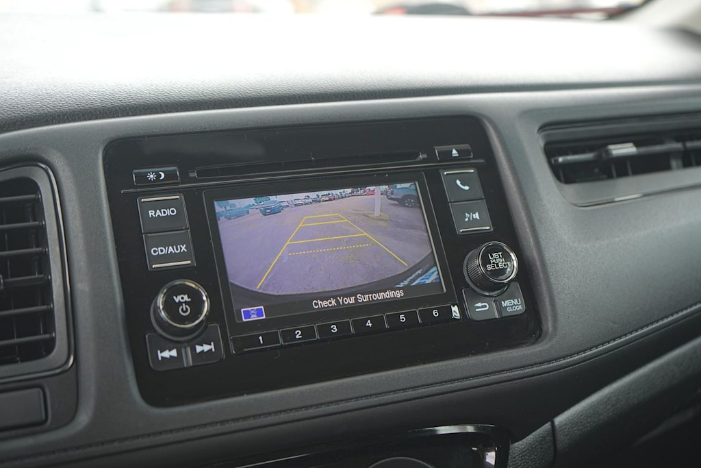 Thumbnail: 2016 Honda HR-V - 26