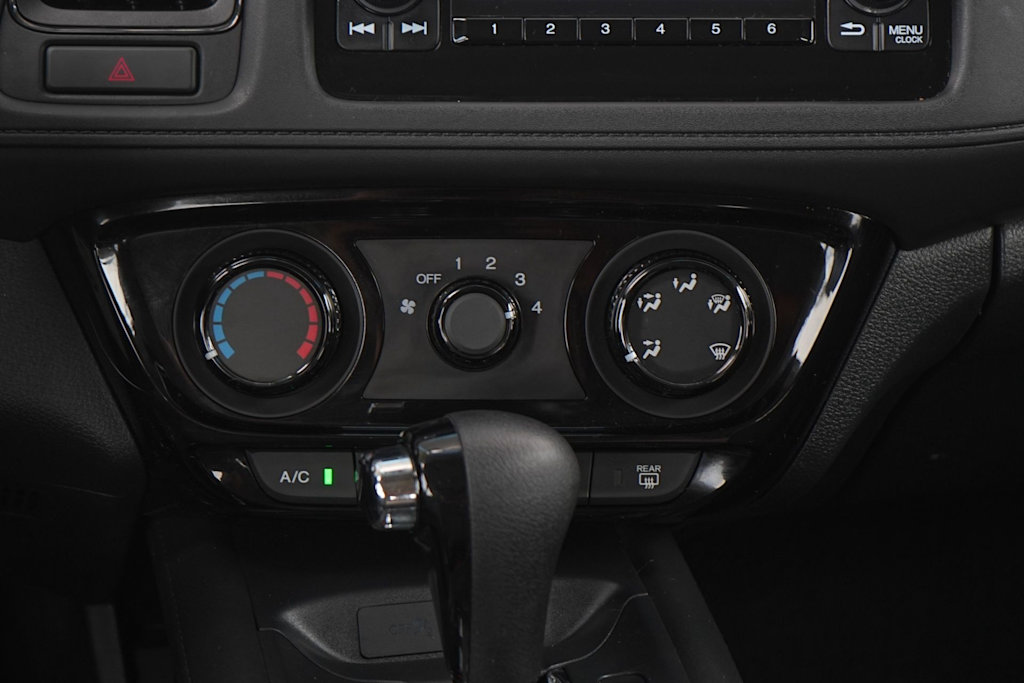 Thumbnail: 2016 Honda HR-V - 25