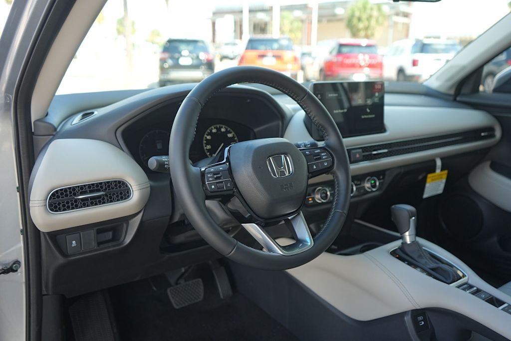 Thumbnail: 2027 Honda HR-V - 2