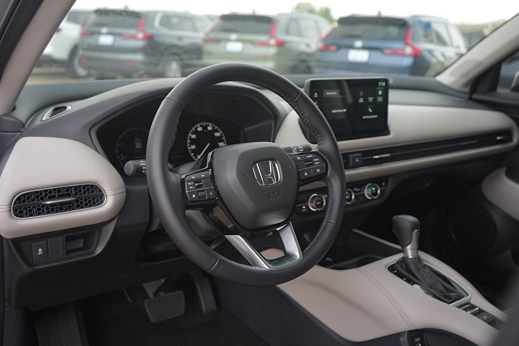 Thumbnail: 2027 Honda HR-V - 2