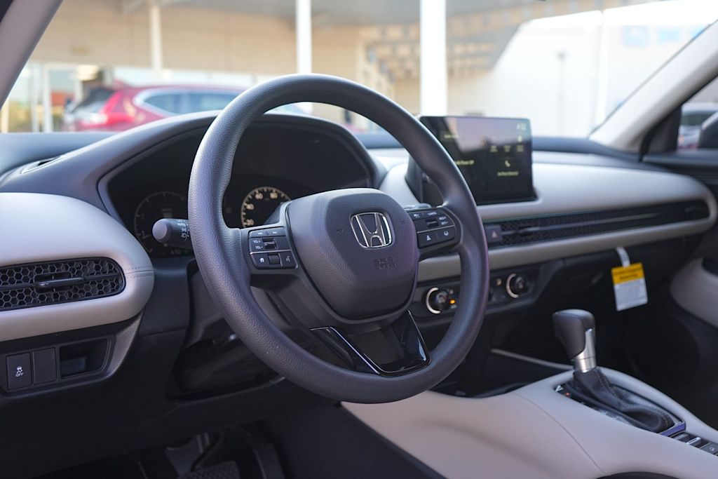 Thumbnail: 2026 Honda HR-V - 2
