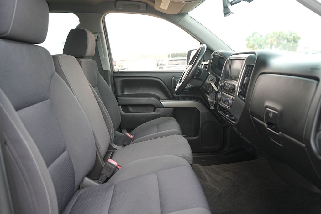Thumbnail: 2018 Chevrolet Silverado 1500 - 11