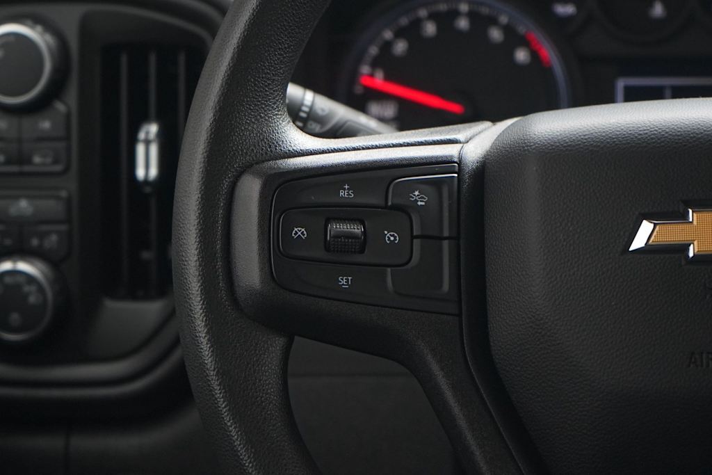 Thumbnail: 2023 Chevrolet Silverado 1500 - 22
