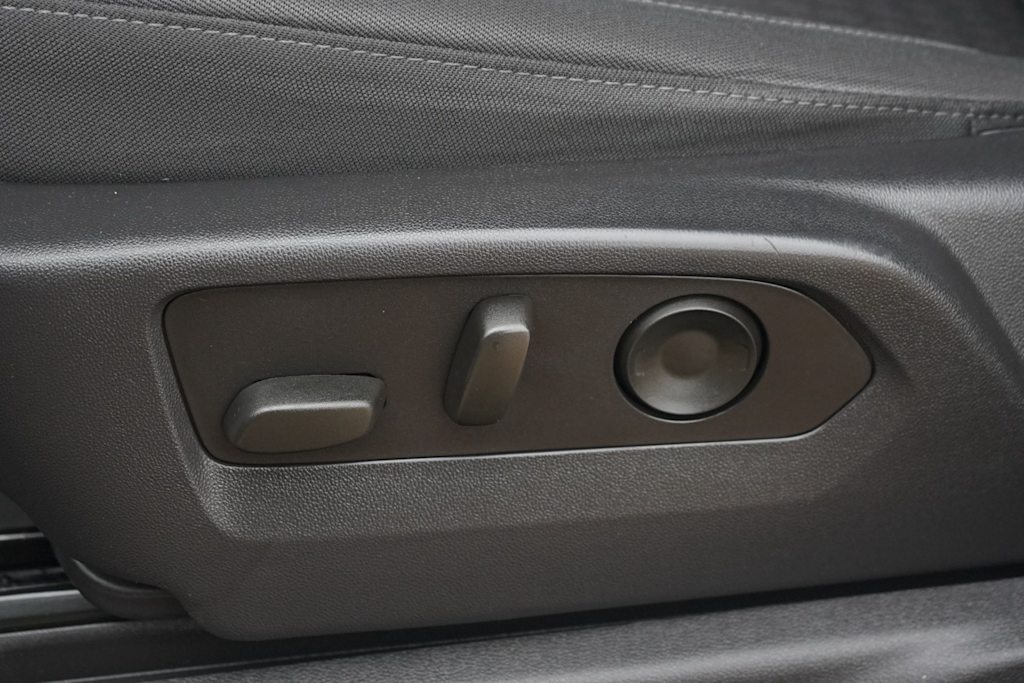 Thumbnail: 2023 Chevrolet Silverado 1500 - 20