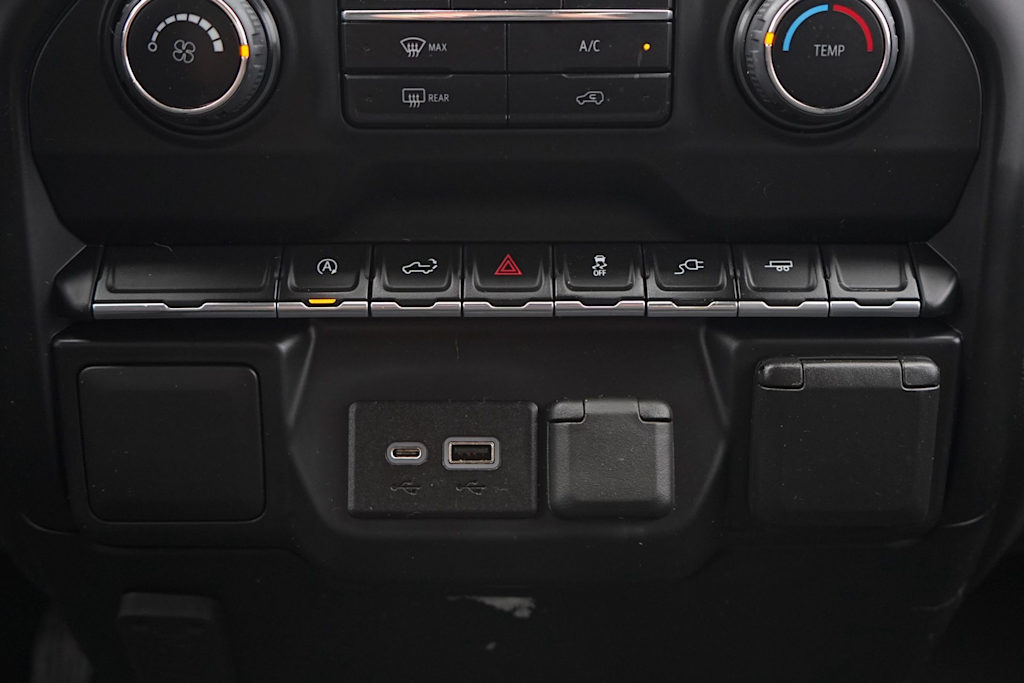 Thumbnail: 2022 Chevrolet Silverado 1500 - 26