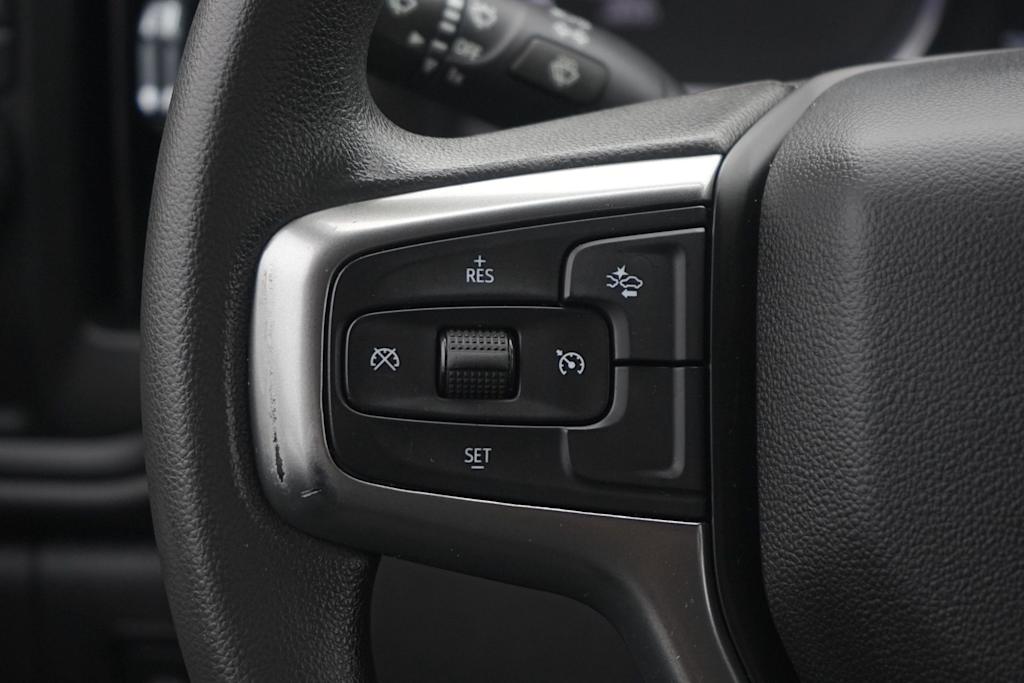 Thumbnail: 2022 Chevrolet Silverado 1500 - 23