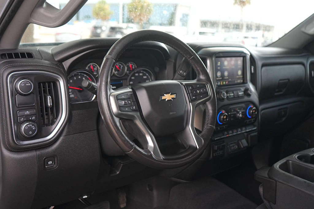Thumbnail: 2020 Chevrolet Silverado 1500 - 2