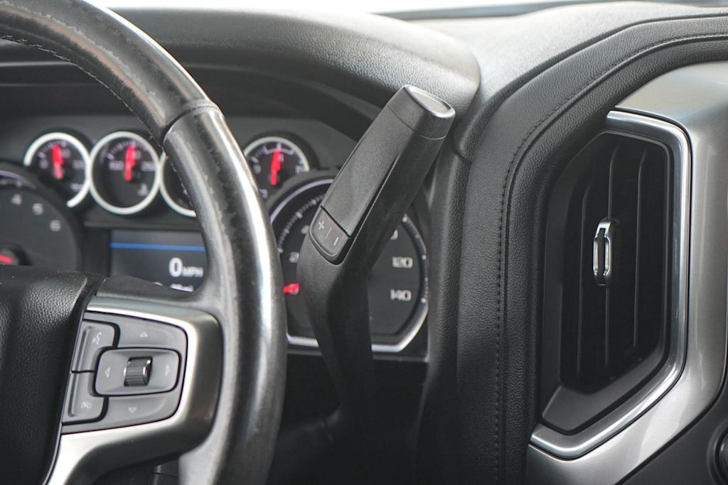 Thumbnail: 2020 Chevrolet Silverado 1500 - 24