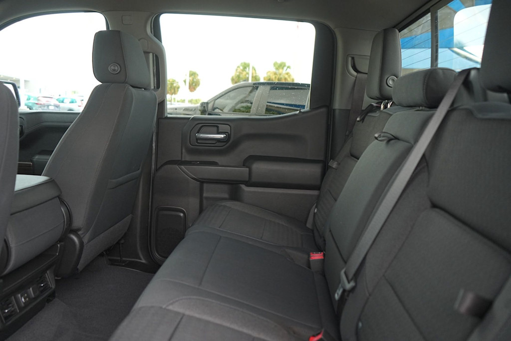Thumbnail: 2020 Chevrolet Silverado 1500 - 20