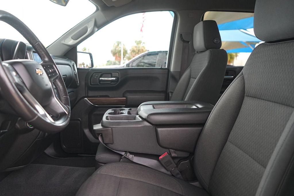 Thumbnail: 2020 Chevrolet Silverado 1500 - 11