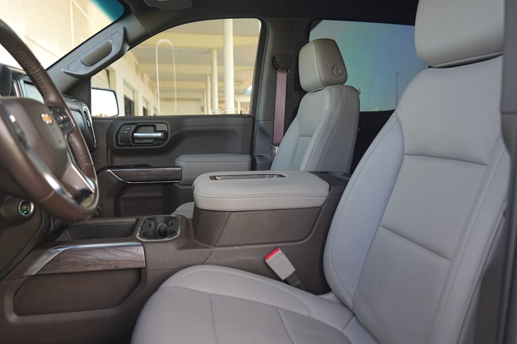 Thumbnail: 2021 Chevrolet Silverado 1500 - 9