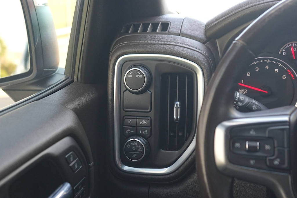 Thumbnail: 2021 Chevrolet Silverado 1500 - 25