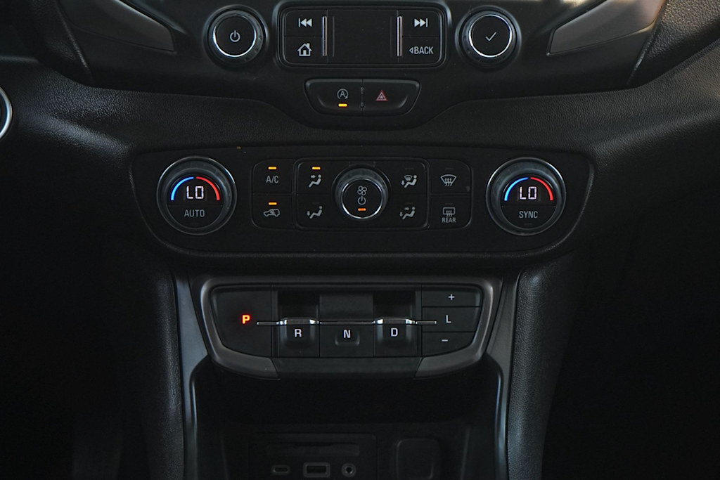 Thumbnail: 2023 GMC Terrain - 24