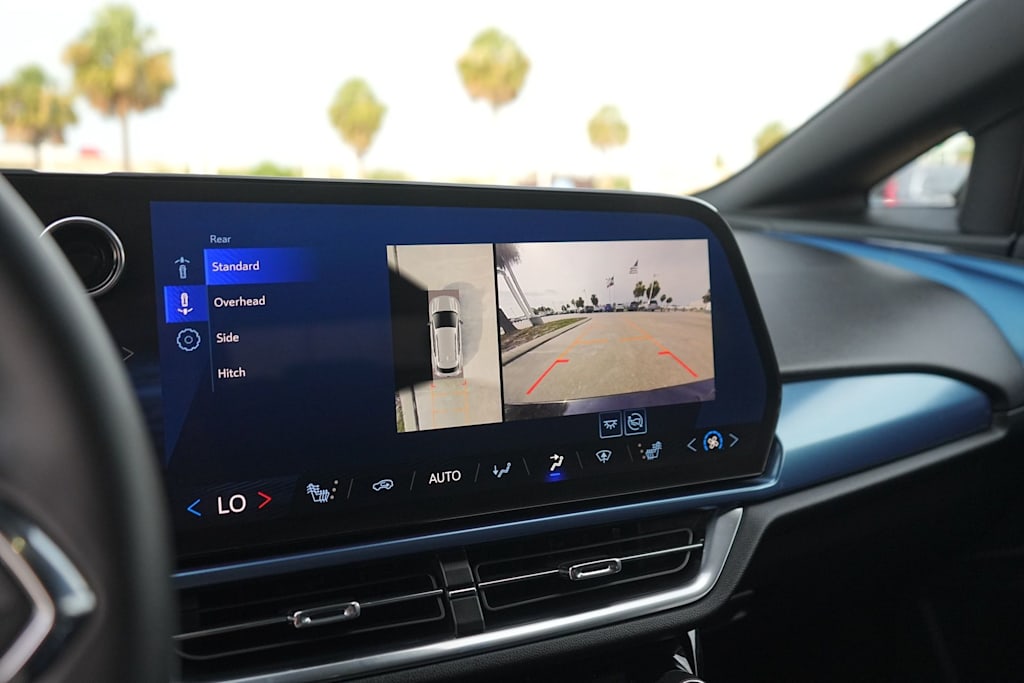 Thumbnail: 2025 Chevrolet Equinox - 25