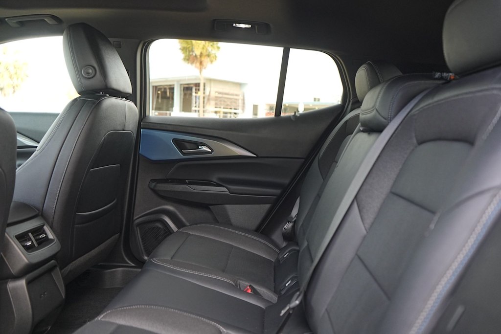 Thumbnail: 2025 Chevrolet Equinox - 21