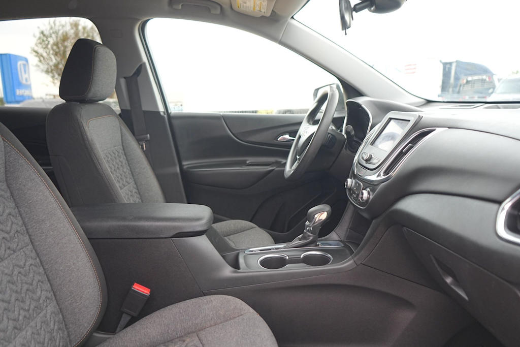 Thumbnail: 2023 Chevrolet Equinox - 12