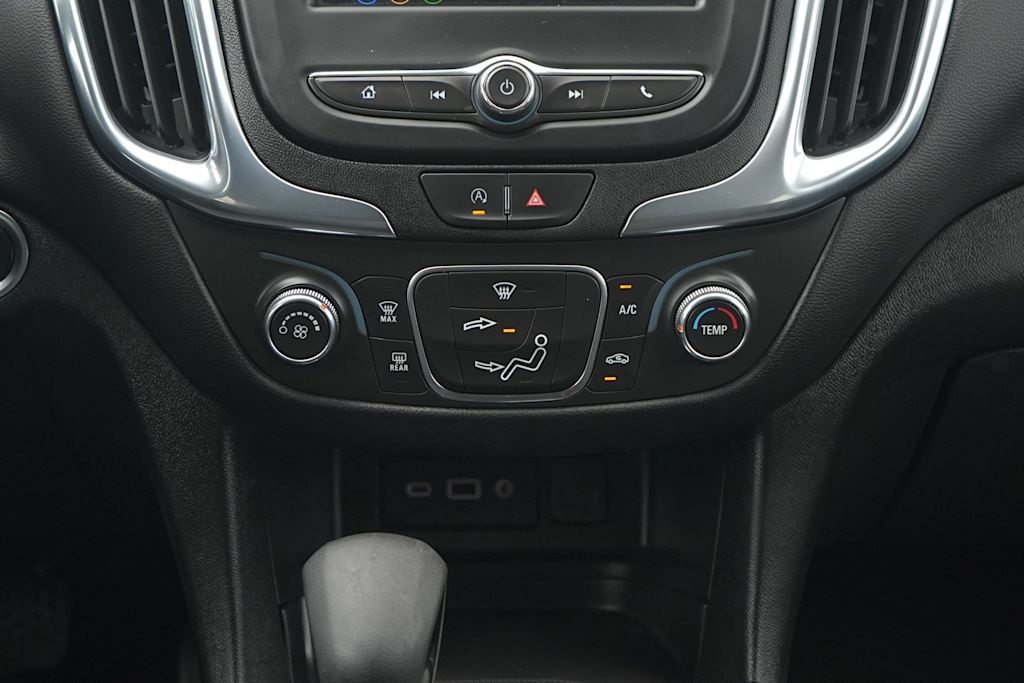 Thumbnail: 2023 Chevrolet Equinox - 25