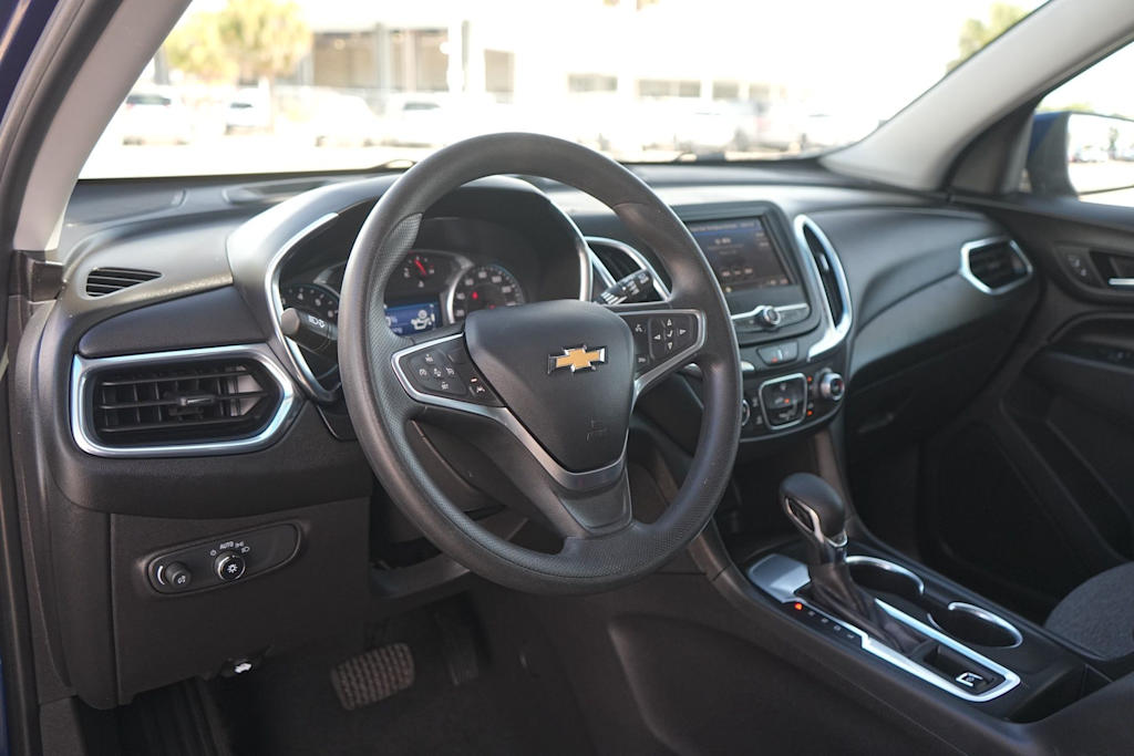 Thumbnail: 2022 Chevrolet Equinox - 2