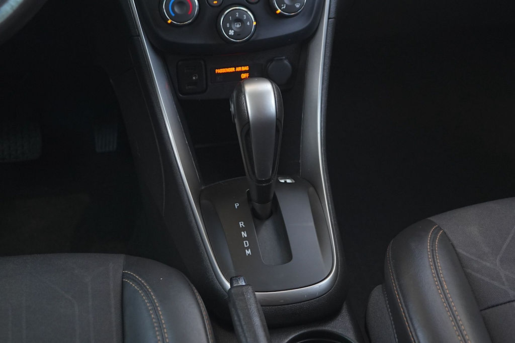 Thumbnail: 2019 Chevrolet Trax - 16