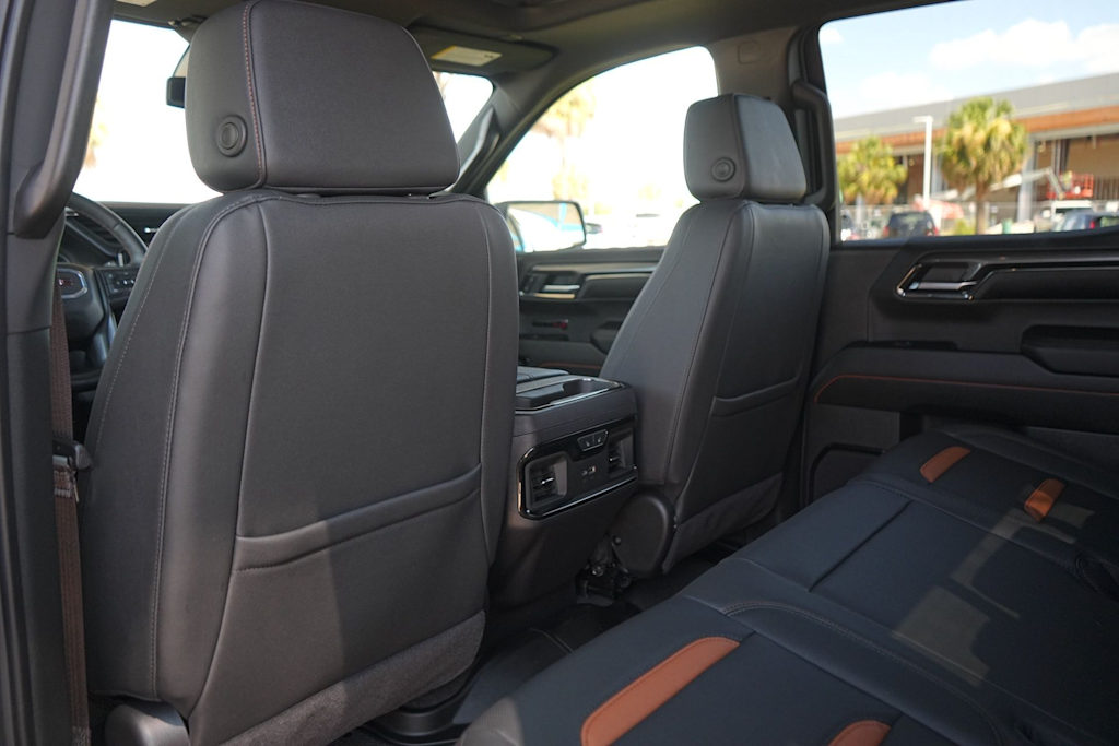 Thumbnail: 2024 GMC Sierra 1500 - 13